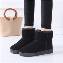 Cargar imagen en el visor de la galería, Snow Boots Woman 2019 Winter Women Ankle Boot Korean Fashion Plus Size Non-slip Flat Booties Keep Warm Ladies Shoes Botas mujer