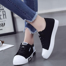 Cargar imagen en el visor de la galería, Women Flat Cartoon Canvas Shoes 2018 New Summer White Lace Up Student Board Shoes Ladies Casual Shoes Female Sneakers