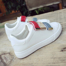 Cargar imagen en el visor de la galería, Sneakers 2019 Women Vulcanize Shoes Wild Women Shoes Leather Shoes Women Sneakers Women Flats Slip-on Ladies Shoes Platform