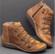 Cargar imagen en el visor de la galería, New Autumn Winter Retro Punk Women Boots Fashion Genuine Leather Ankle Boots Zapatos De Mujer Wram Botas Mujer