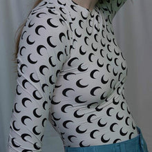Cargar imagen en el visor de la galería, Streetwear Bodysuit Women Female Skinny Moon Print Bodysuits Romper Sexy Slim Long Sleeve Autumn Overalls Short Jumpsuit PR229G