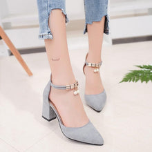 Cargar imagen en el visor de la galería, HOT Dress Shoes High Heels Boat Shoes Wedding Shoes tenis feminino  Summer Women Shoes Pointed Toe Pumps Side with Pearl 7.5CM