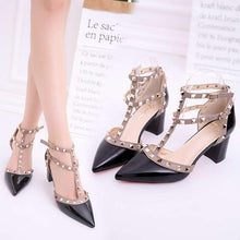 Cargar imagen en el visor de la galería, Pumps 2019 Women's Shoes Summer Fashion Female Sandals Rivet Metal Decoration Pu Leather Style Women High Heels Zapatos De Mujer