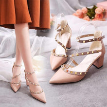 Cargar imagen en el visor de la galería, Pumps 2019 Women's Shoes Summer Fashion Female Sandals Rivet Metal Decoration Pu Leather Style Women High Heels Zapatos De Mujer